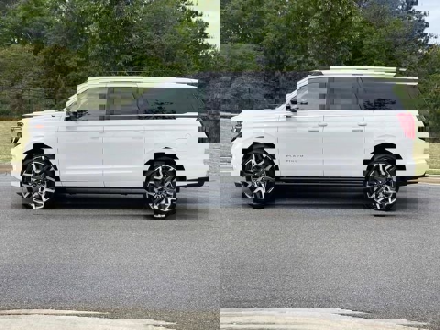 Used 2026 Ford Expedition Max Platinum w/ Platinum Ultimate Package AWD/4WD image 11