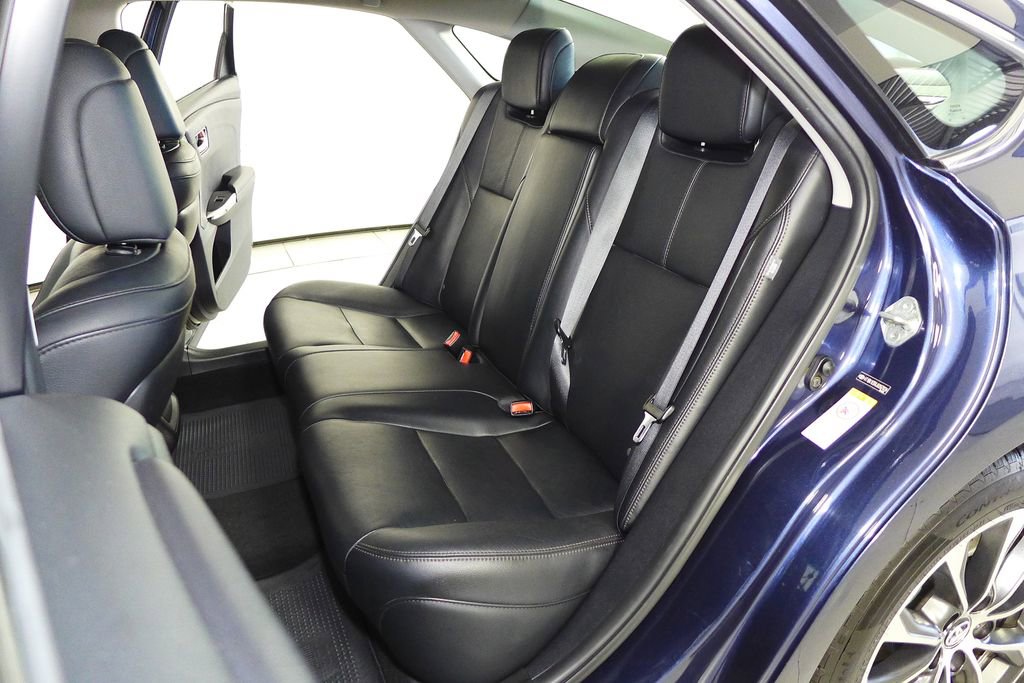 Used 2018 Toyota Avalon XLE w/ Preferred Accessory Package image 20