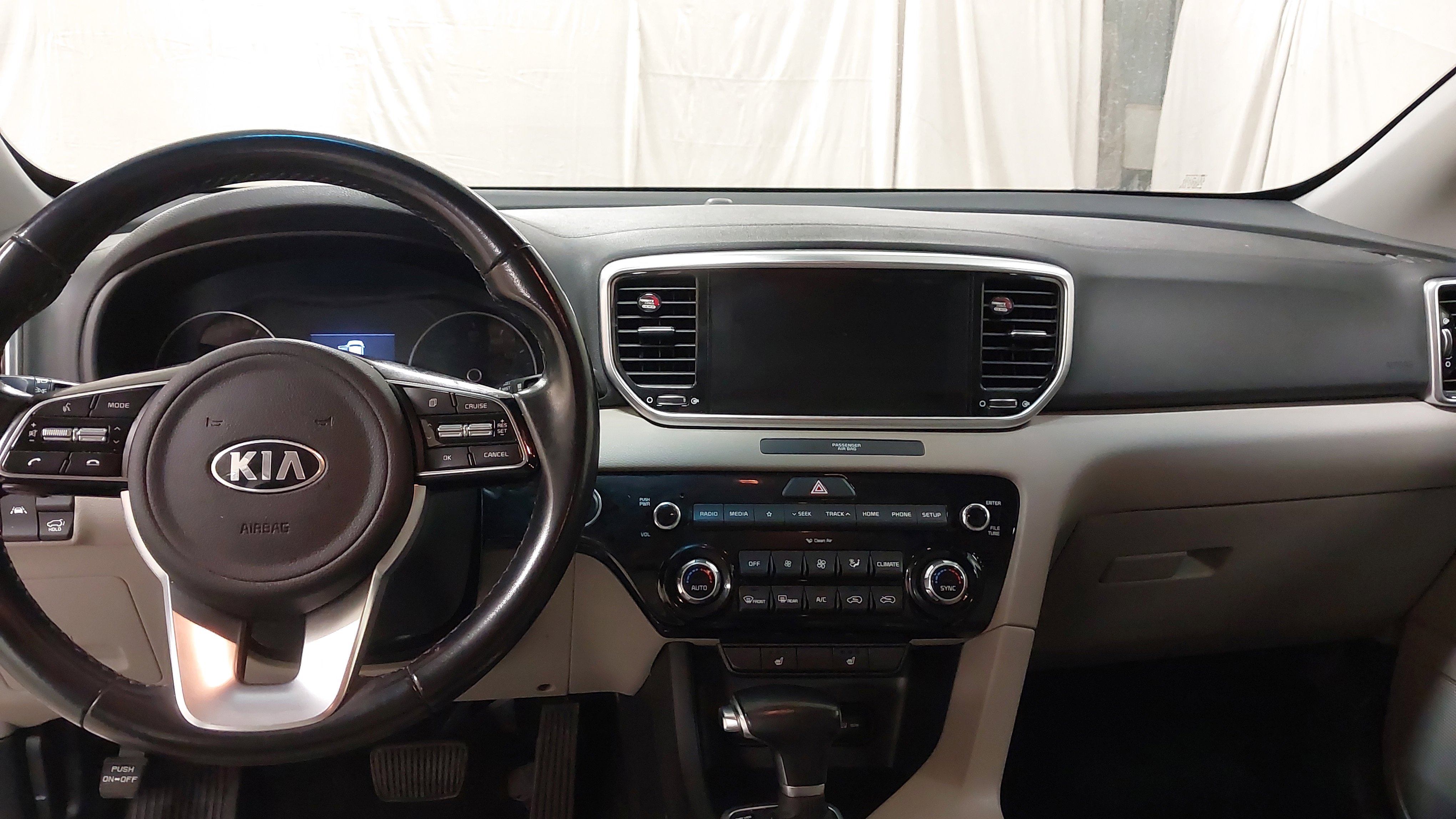 Used 2020 Kia Sportage EX image 26