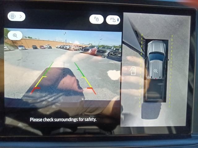 Used 2026 Ford F350 Platinum w/ FX4 Off-Road Package image 23