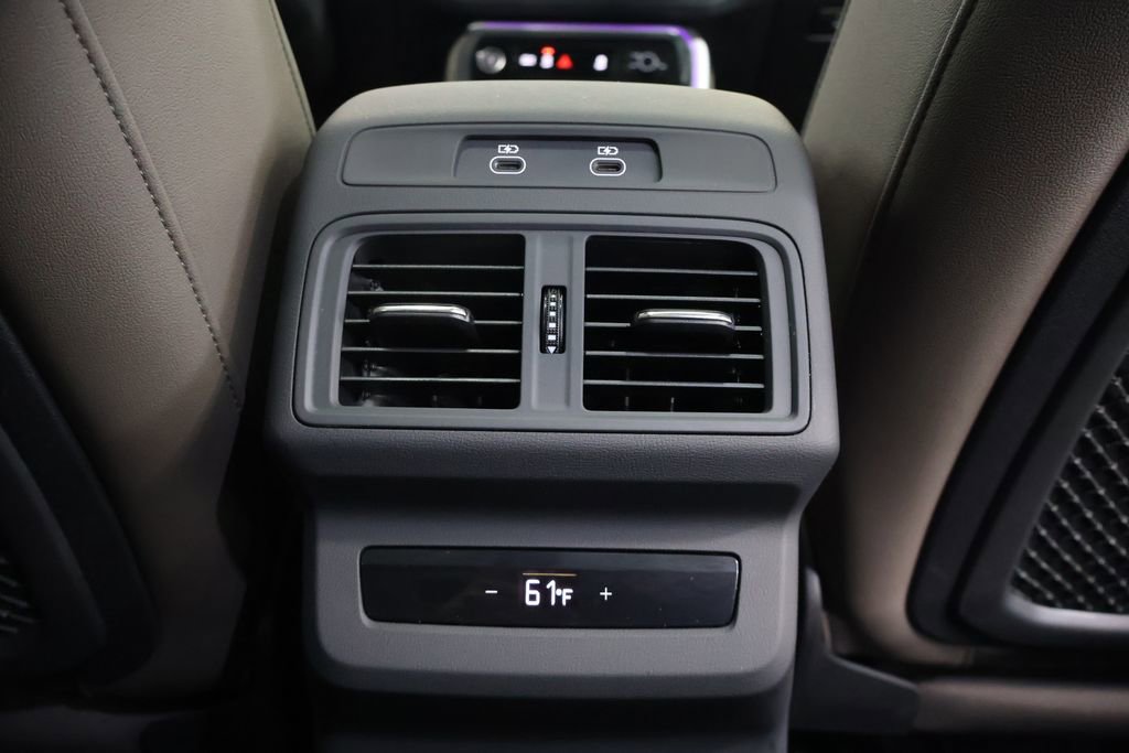 Used 2025 Audi Q5 Premium Plus w/ Premium Plus image 25