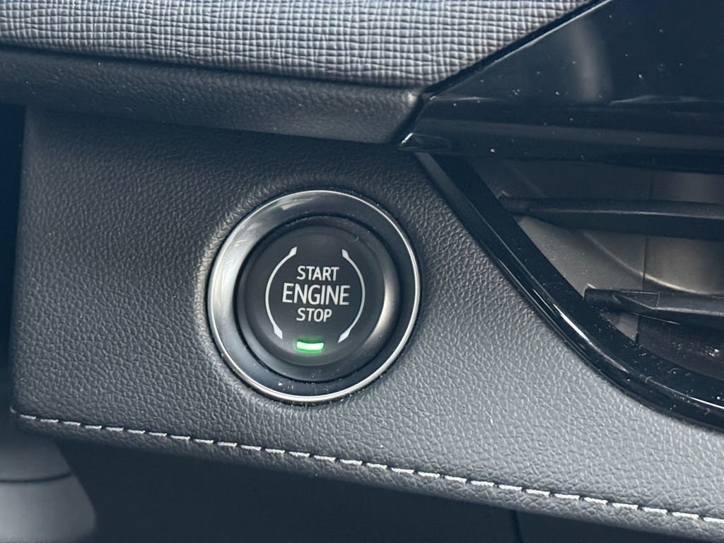 Used 2025 Buick Enclave Preferred image 24