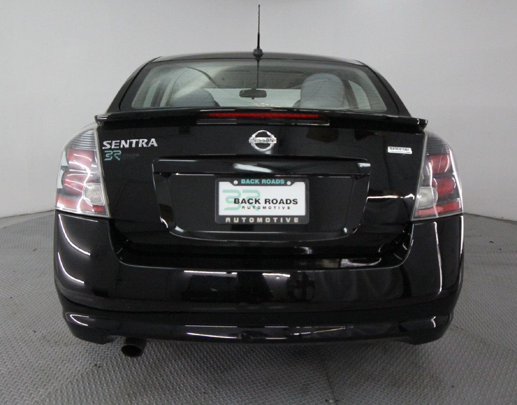 Used 2012 Nissan Sentra 2.0 SR w/ Special Edition Pkg FWD image 8