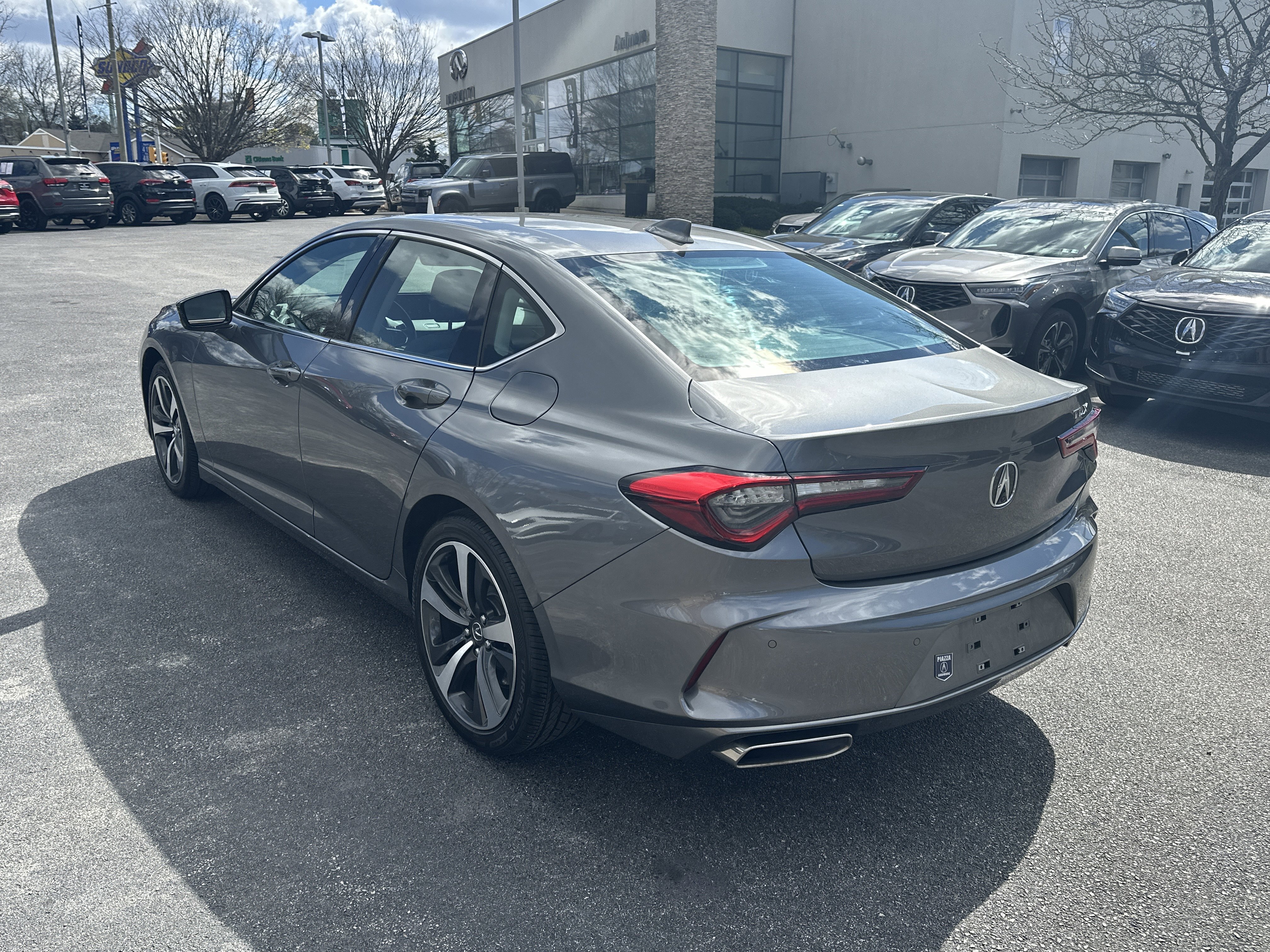 Certified 2025 Acura TLX w/ Technology Package image 5