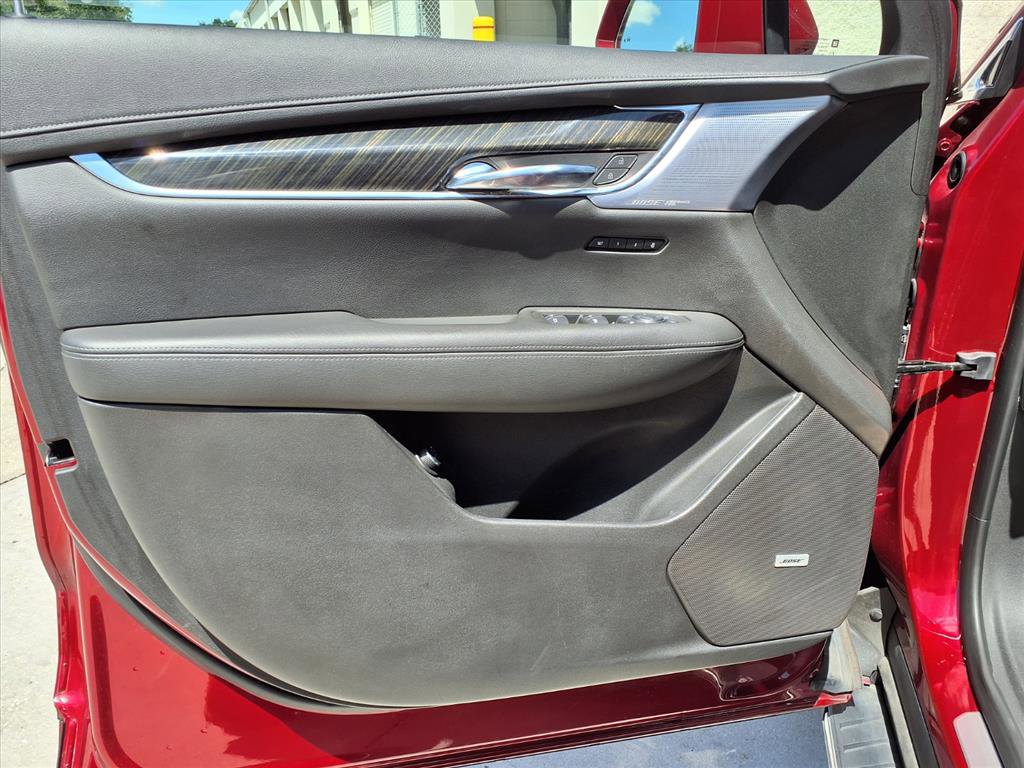 Used 2020 Cadillac XT6 Premium Luxury FWD image 20