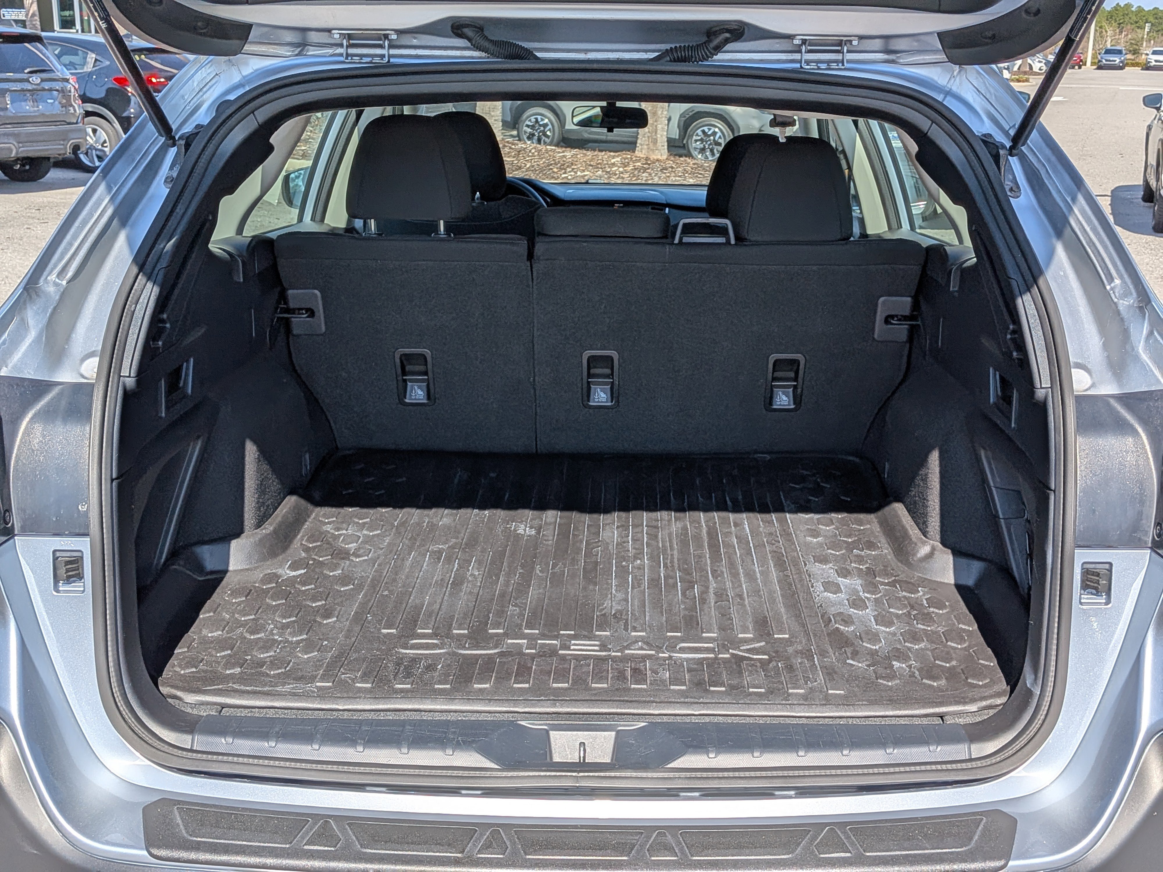 Certified 2024 Subaru Outback 2.5i AWD/4WD image 13