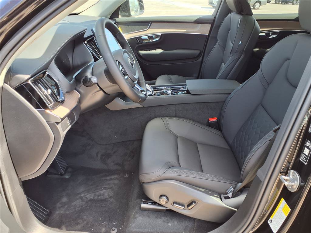 New 2026 Volvo XC90 B5 Core w/ Protection Package Premier AWD/4WD image 13