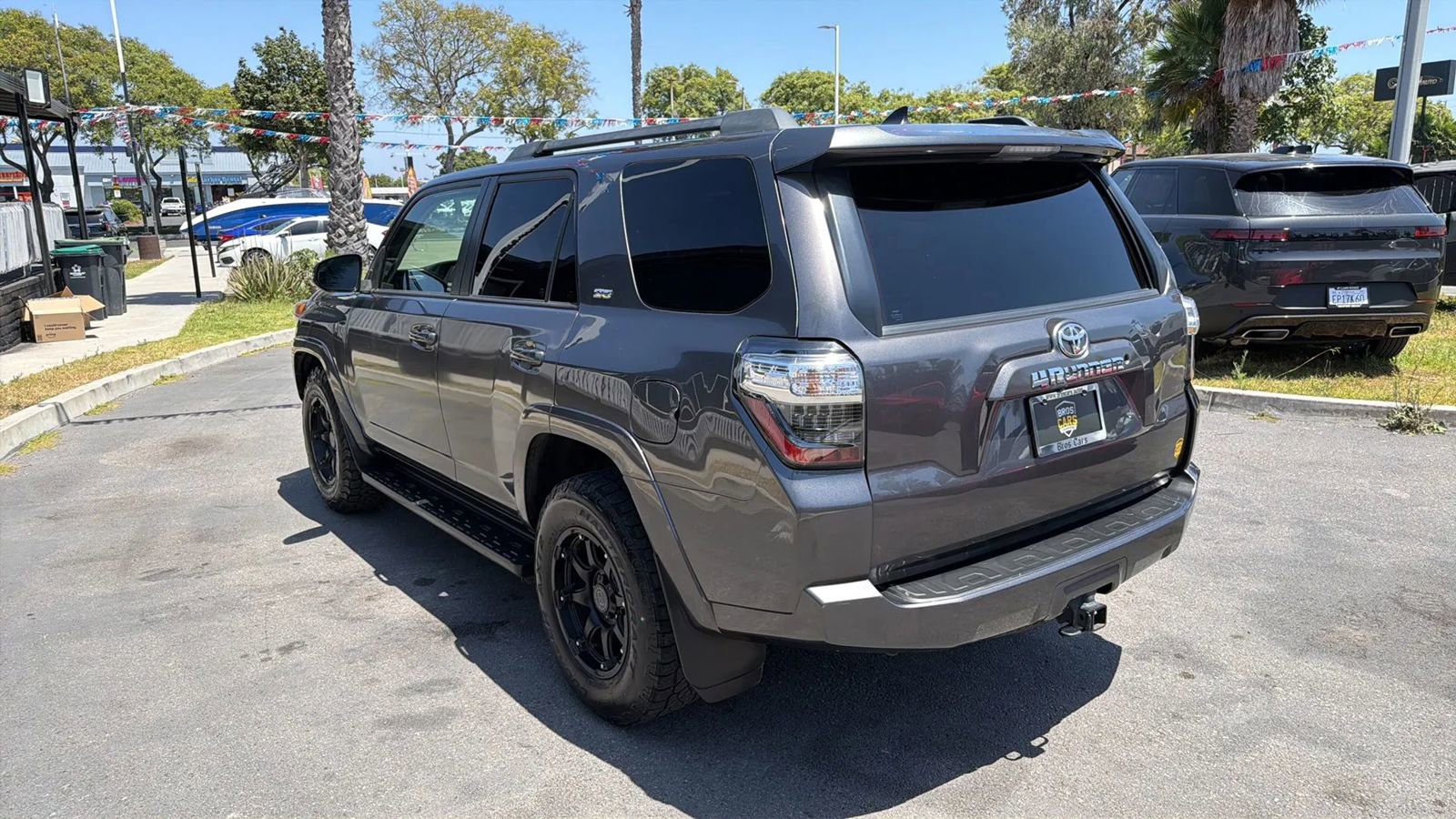 Used 2015 Toyota 4Runner SR5 Premium RWD image 6