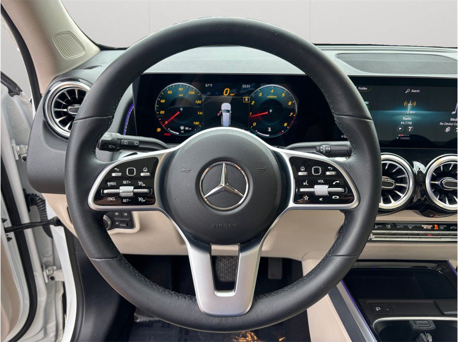 Used 2022 Mercedes-Benz GLB 250 image 25