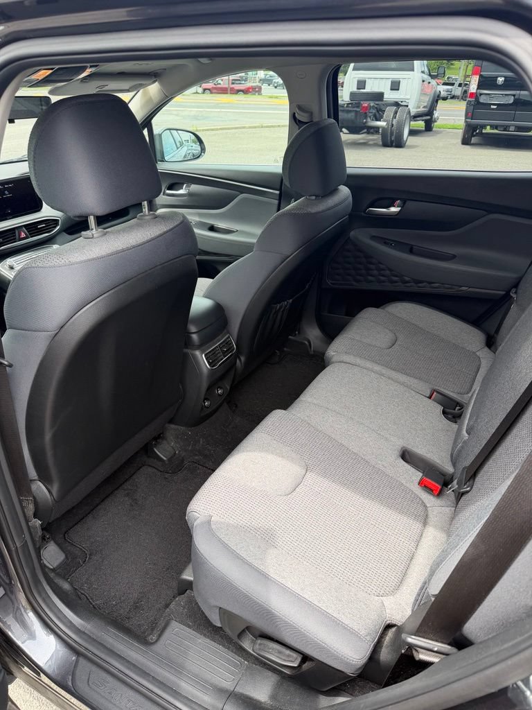 Used 2023 Hyundai Santa Fe SEL AWD/4WD image 14