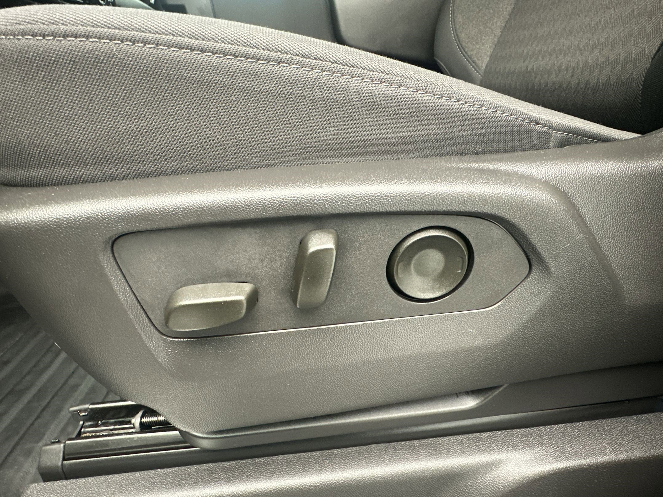 Certified 2025 Chevrolet Silverado 2500 LT image 13