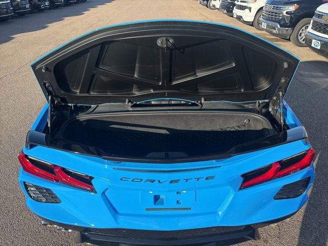 Used 2022 Chevrolet Corvette Stingray w/ Z51 Performance Package image 21