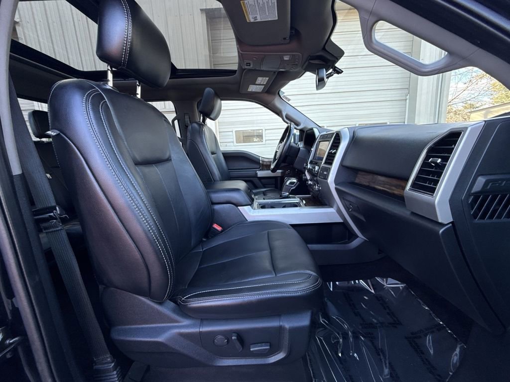 Used 2020 Ford F150 Lariat image 26