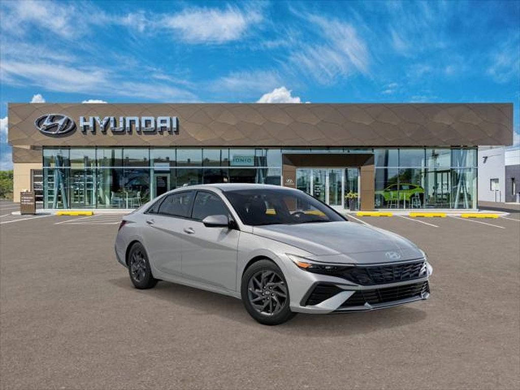 New 2026 Hyundai Elantra Blue image 2