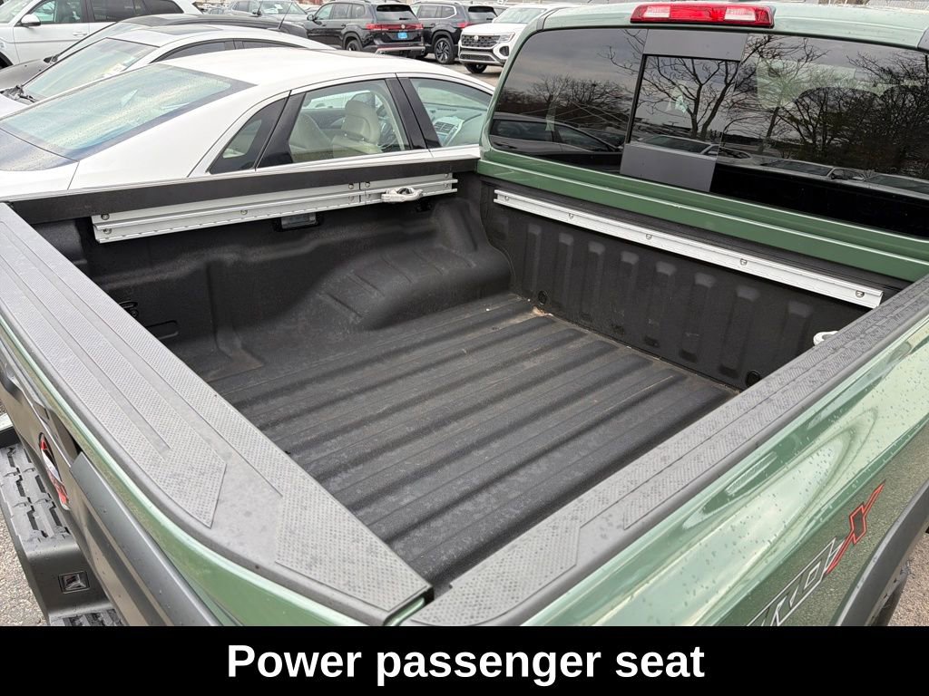 Used 2025 Nissan Frontier Pro-X w/ Pro Convenience Package image 29