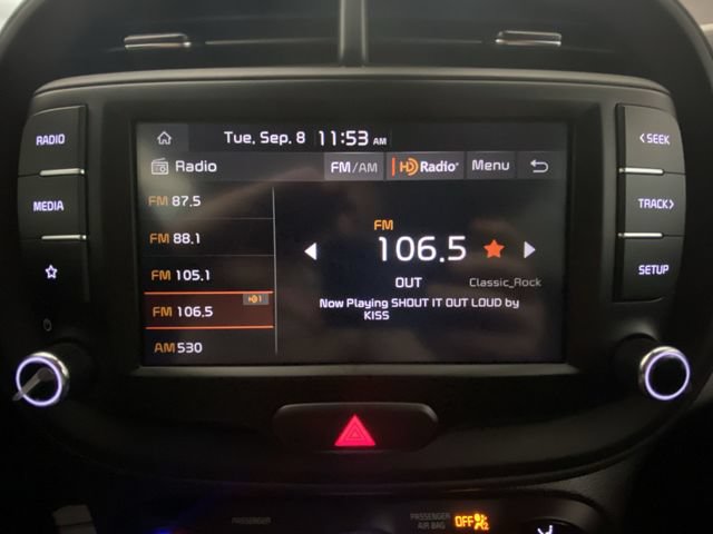 Used 2023 Kia Soul LX w/ Option Group 015 FWD image 16