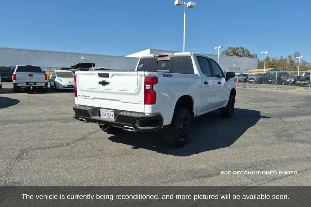 Used 2022 Chevrolet Silverado 1500 LT Trail Boss w/ Convenience Package II AWD/4WD image 6