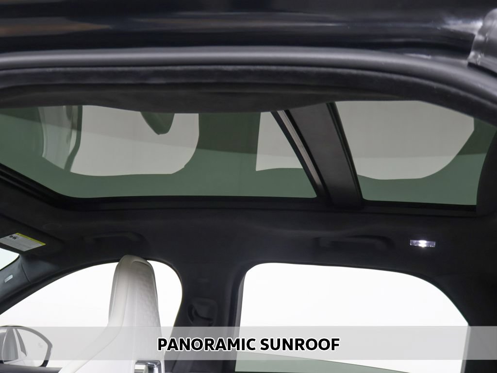 Used 2022 Jaguar F-PACE SVR AWD/4WD image 4