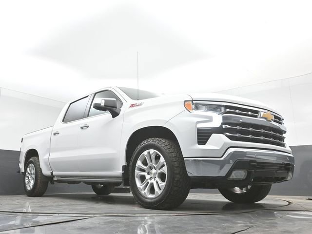 Used 2023 Chevrolet Silverado 1500 LTZ w/ LTZ Convenience Package II AWD/4WD image 42