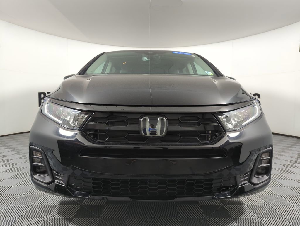 Certified 2025 Honda Odyssey Touring image 3