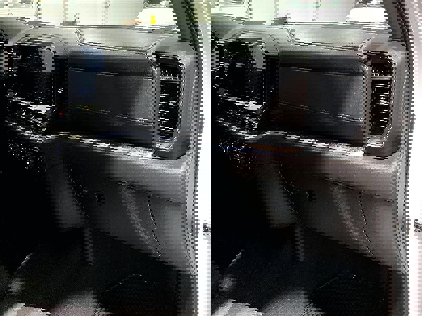 Certified 2022 Chevrolet Silverado 1500 LT image 13