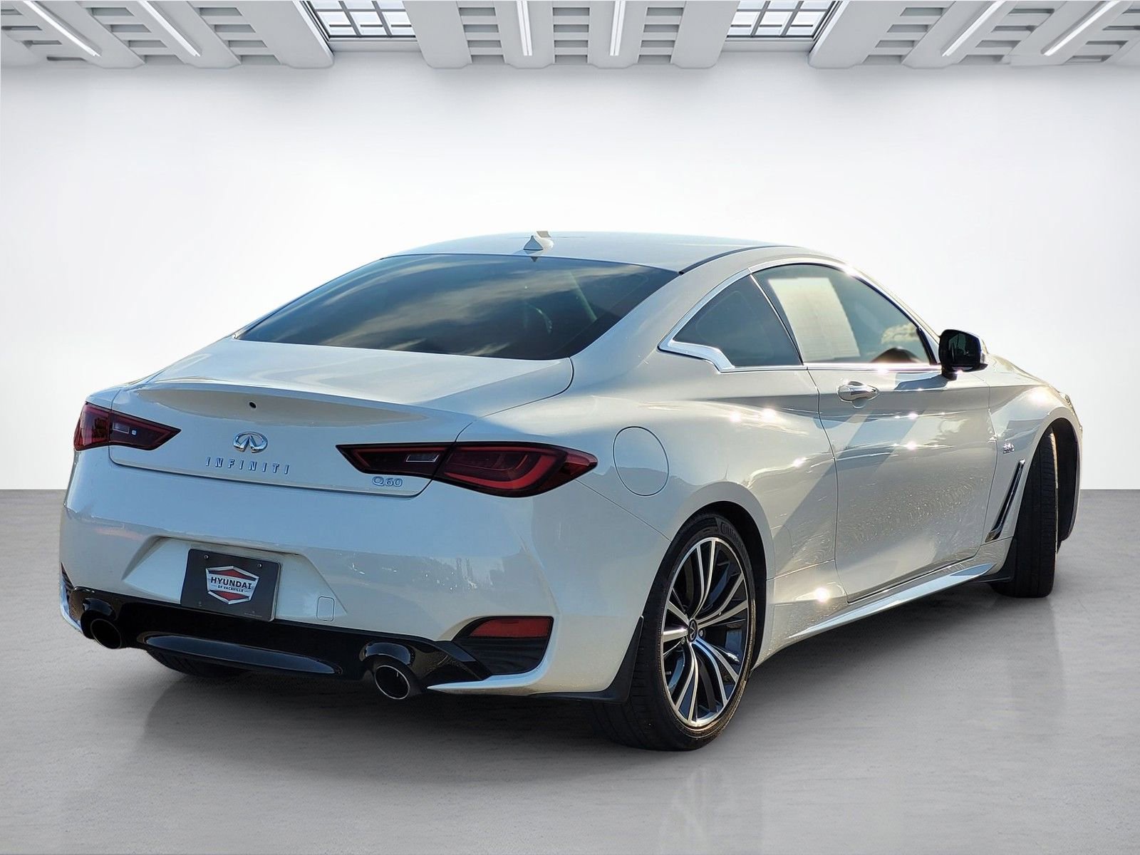 Used 2020 INFINITI Q60 3.0t w/ Cargo Package RWD image 11