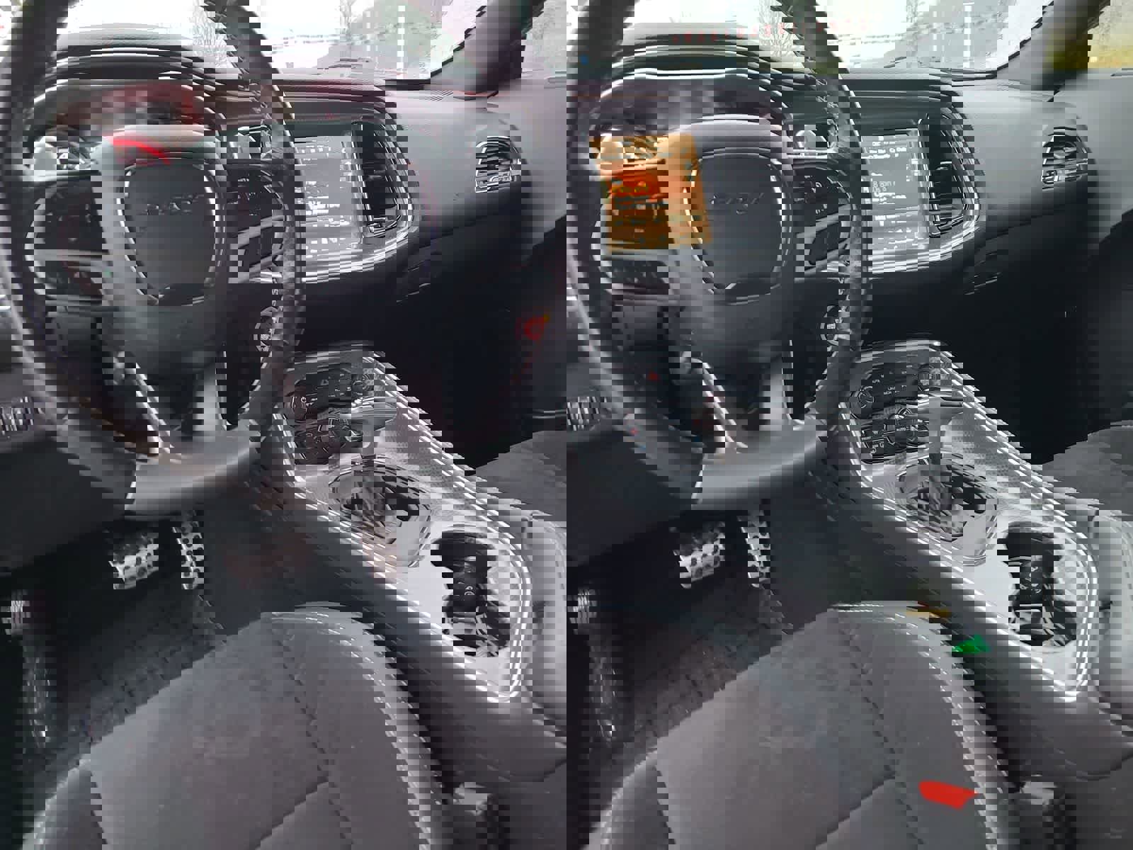 Used 2019 Dodge Challenger SRT Hellcat image 18