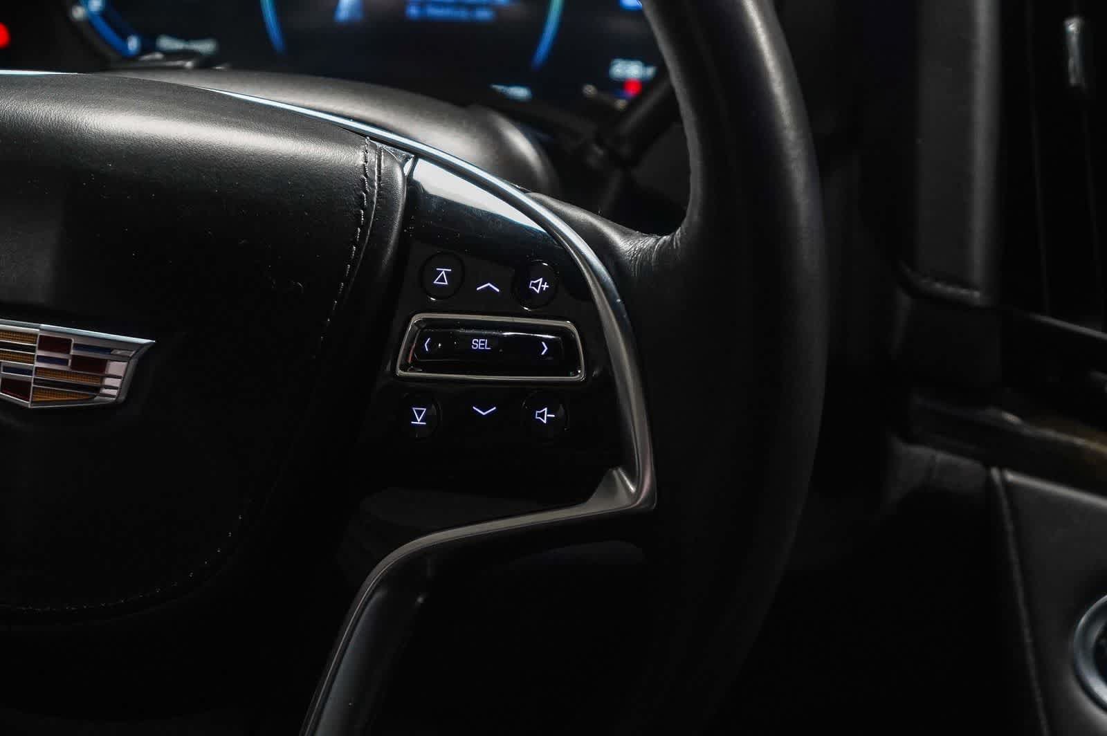 Used 2018 Cadillac Escalade ESV Platinum AWD/4WD image 17
