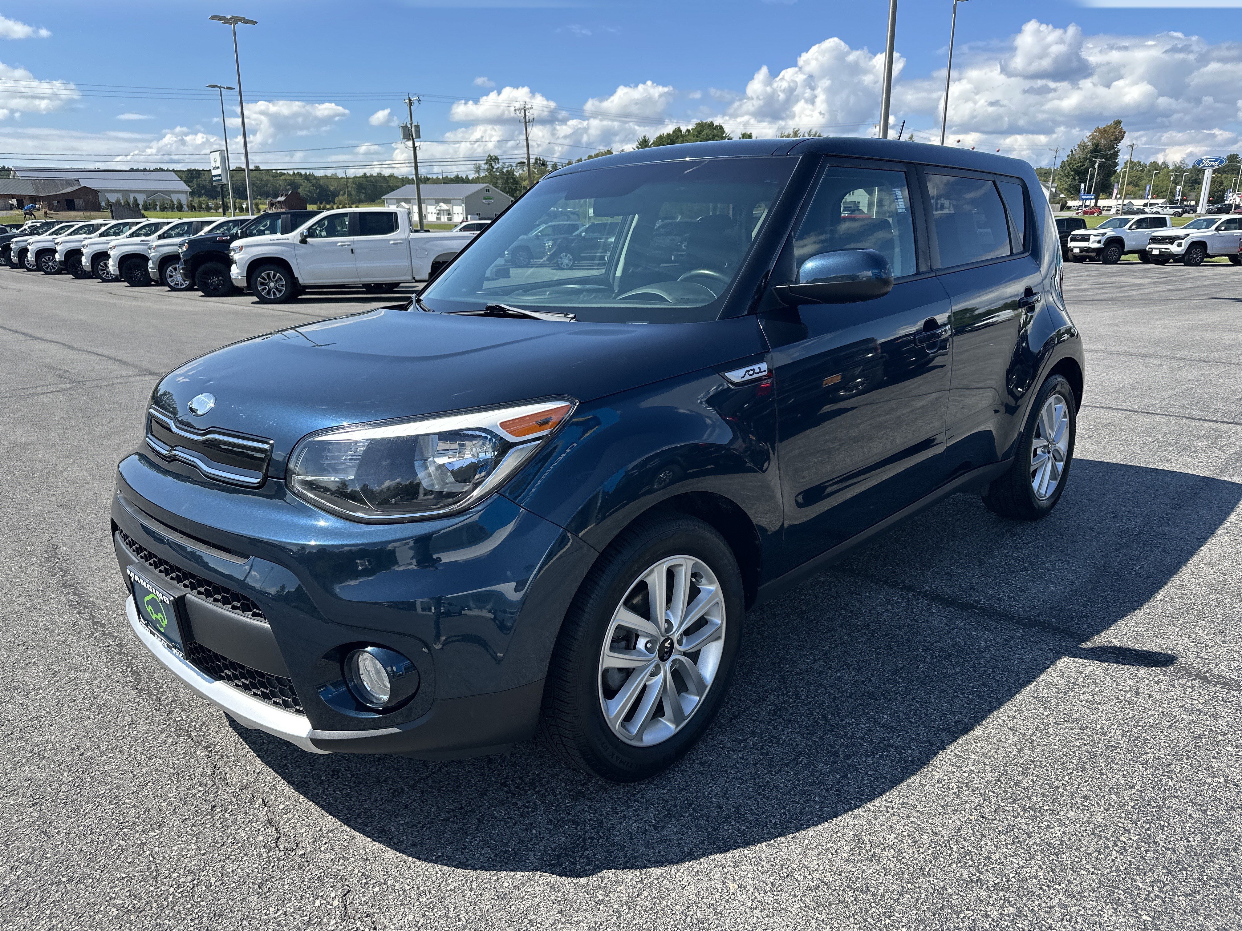 Used 2018 Kia Soul + w/ Audio Package FWD image 3