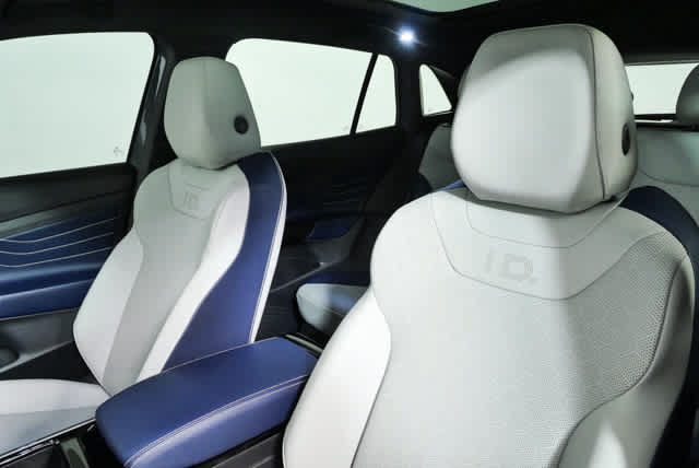Certified 2024 Volkswagen ID.4 S RWD image 8