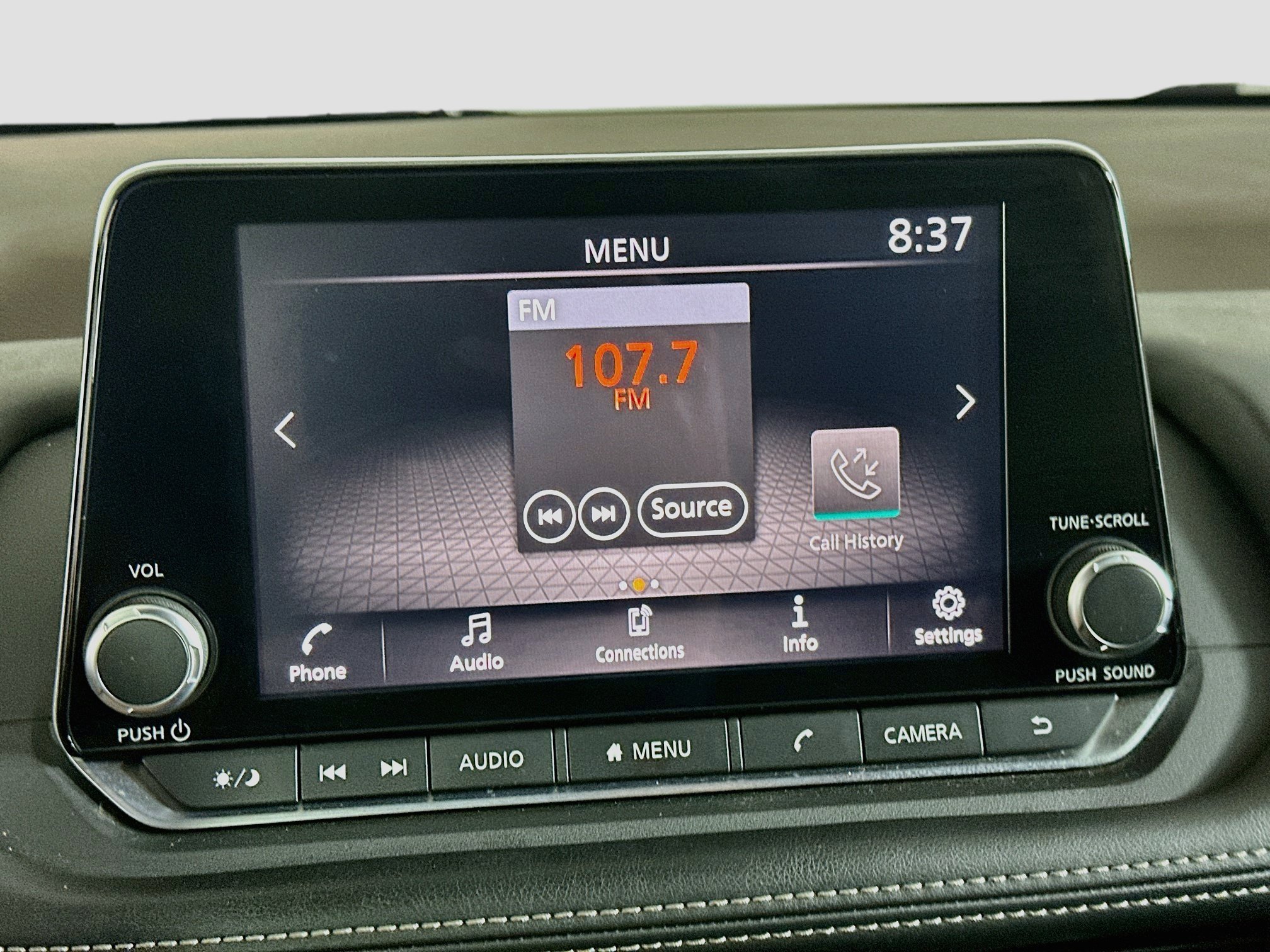 Used 2021 Nissan Rogue S FWD image 21