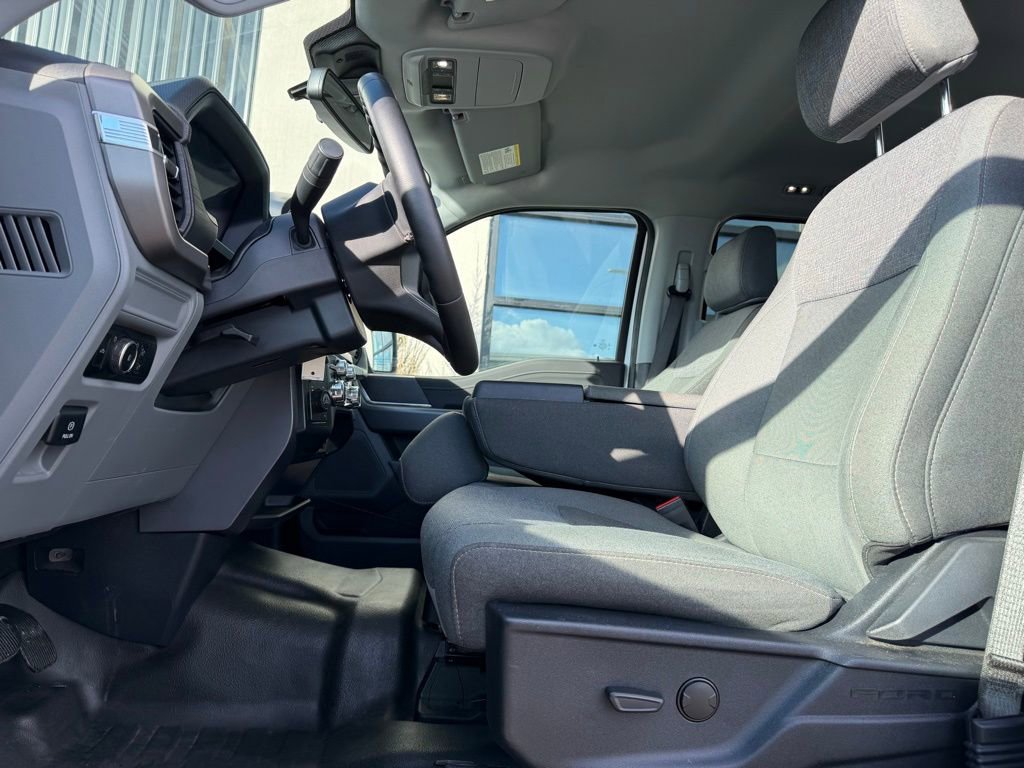 Used 2024 Ford F150 XLT w/ Tow/Haul Package image 8