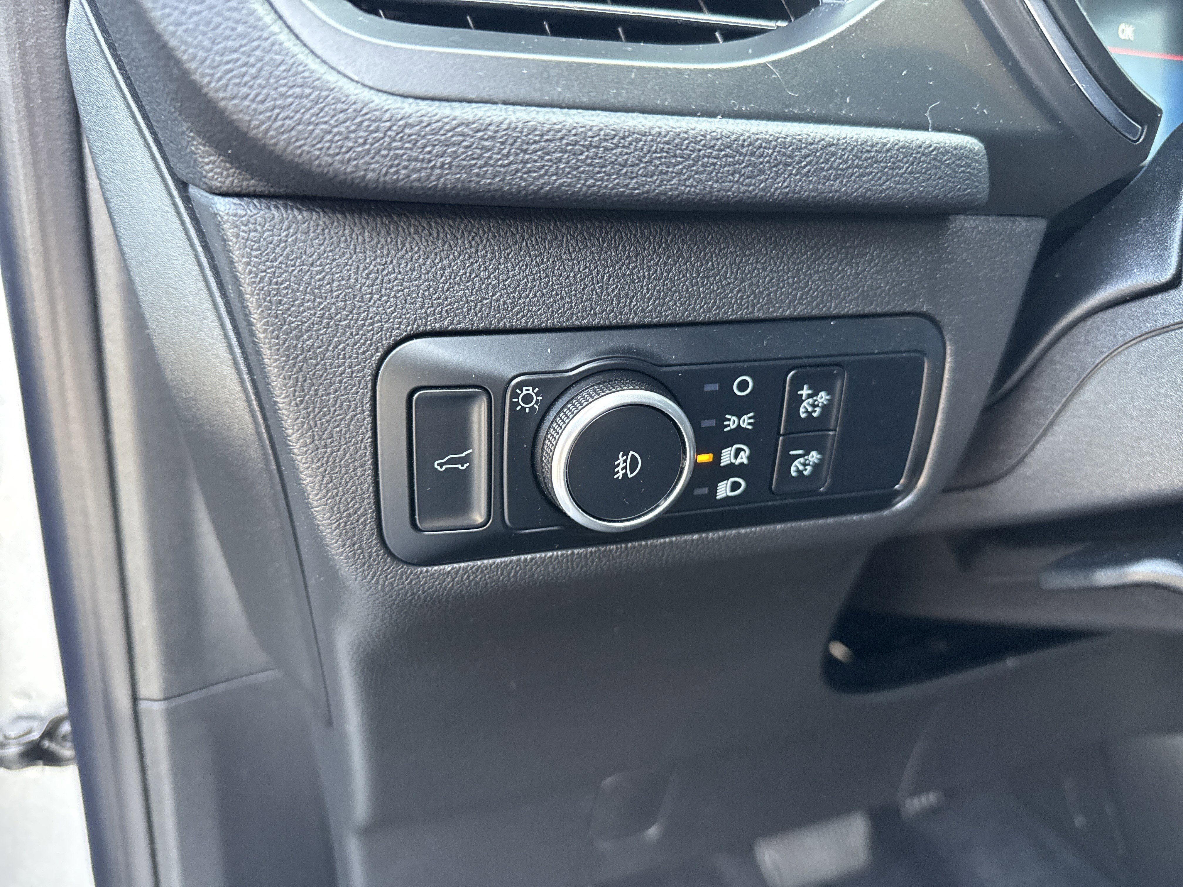 Used 2024 Ford Escape Platinum image 45