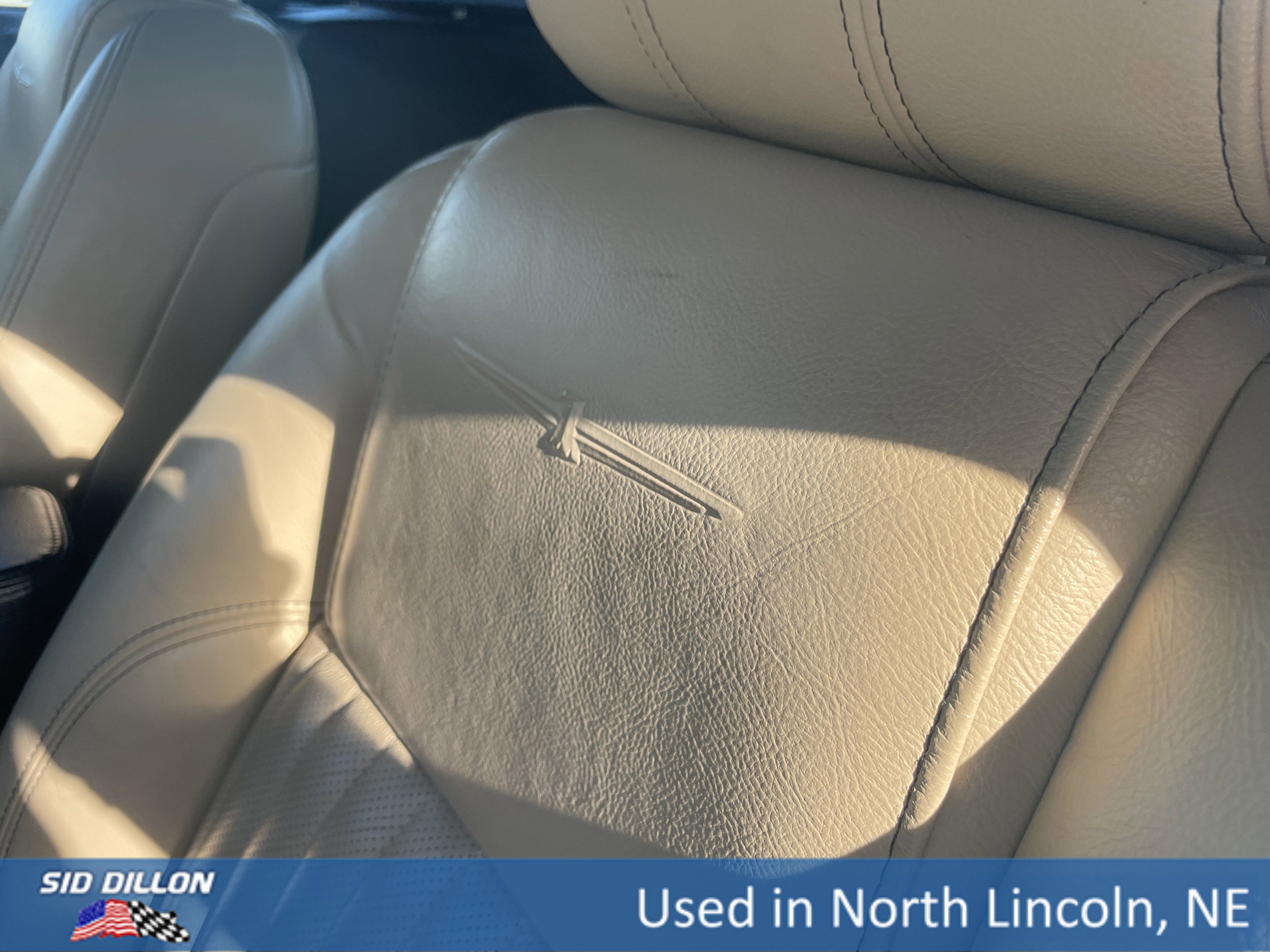 Used 2004 Ford Thunderbird Deluxe image 18