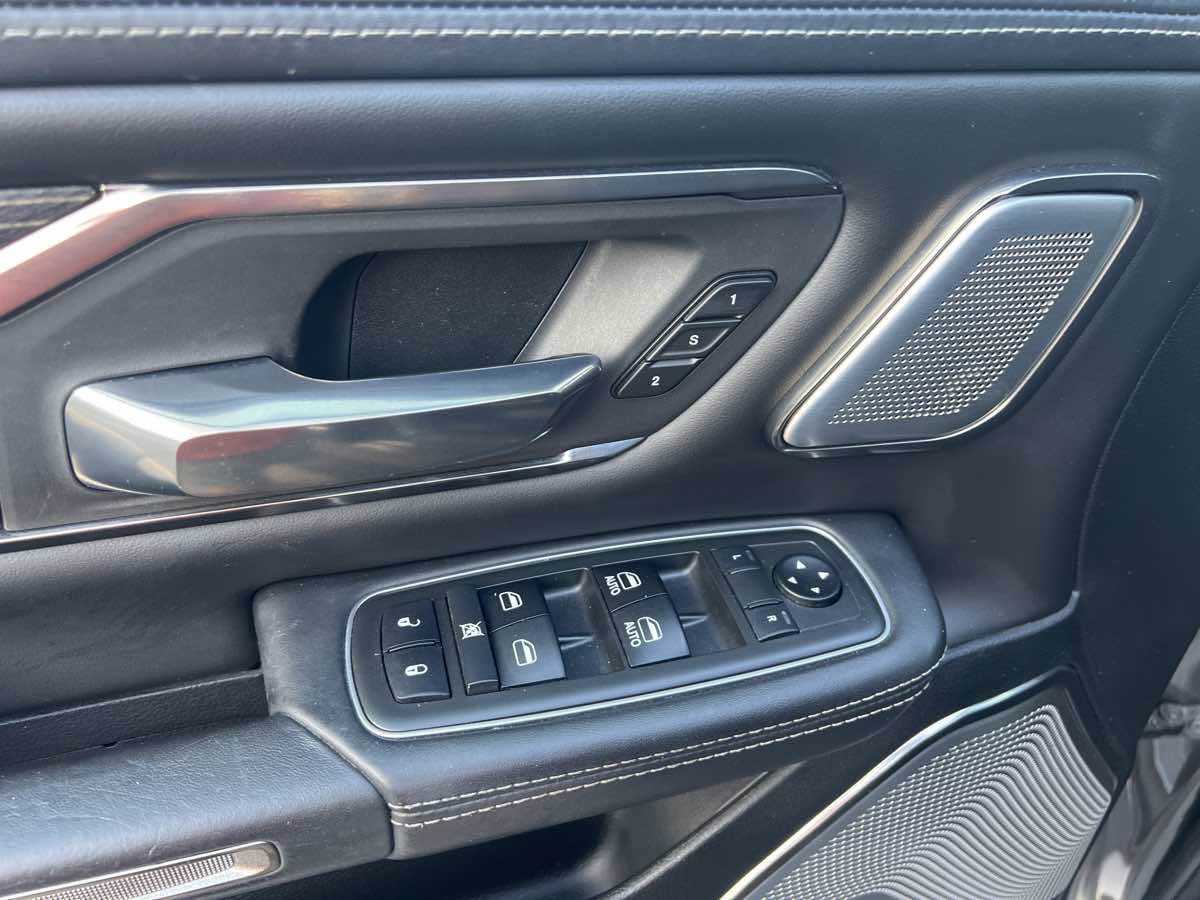 Used 2019 RAM 1500 Limited AWD/4WD image 15