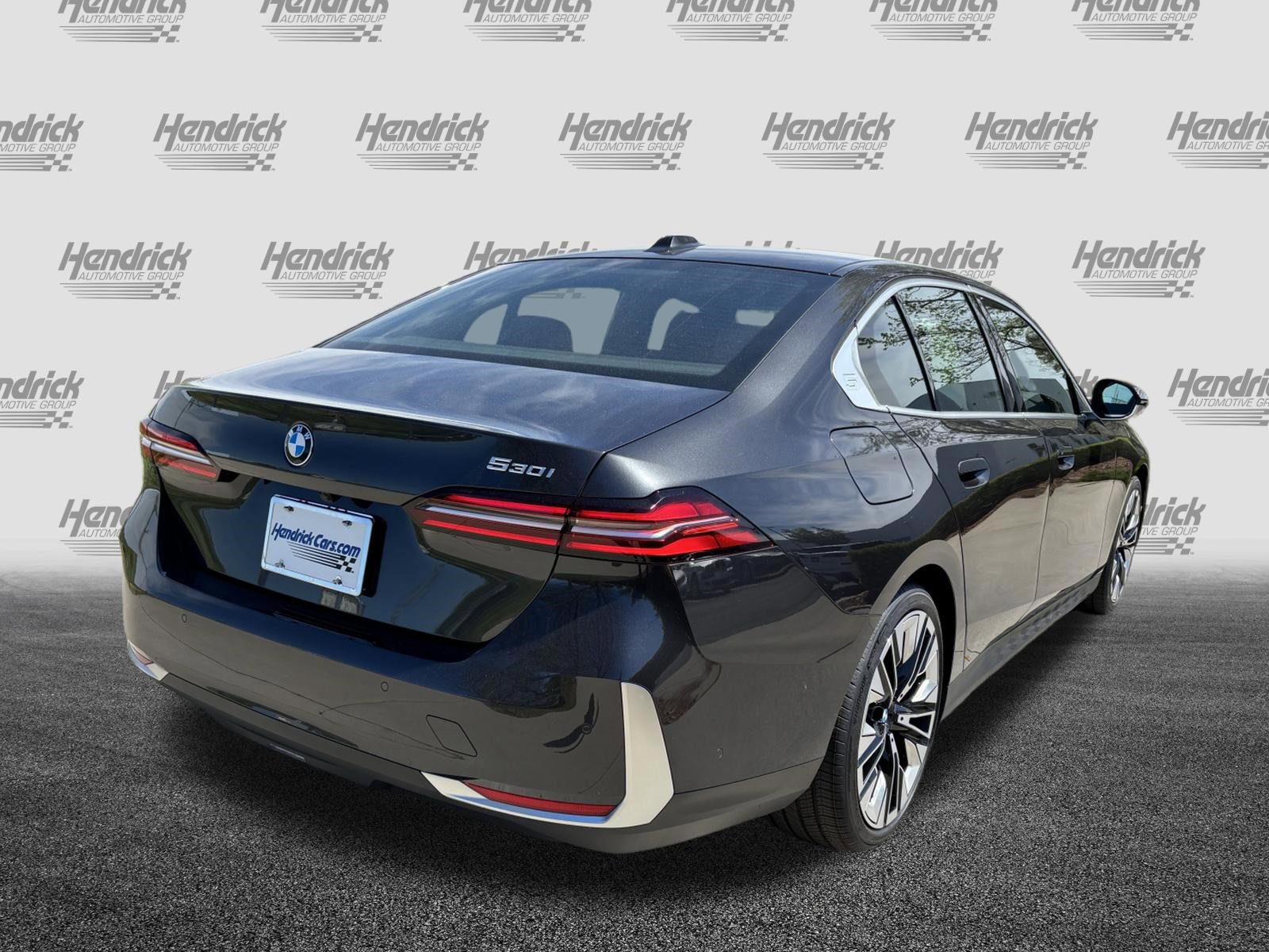 Certified 2025 BMW 530i image 11