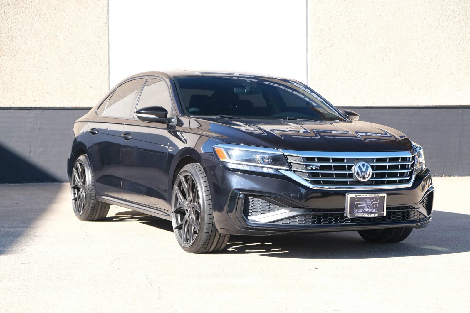 Used 2022 Volkswagen Passat 2.0T R-Line FWD image 5
