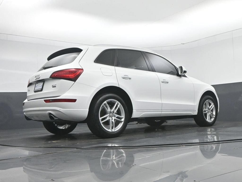 Used 2017 Audi Q5 2.0T Premium Plus w/ Technology Package AWD/4WD image 60
