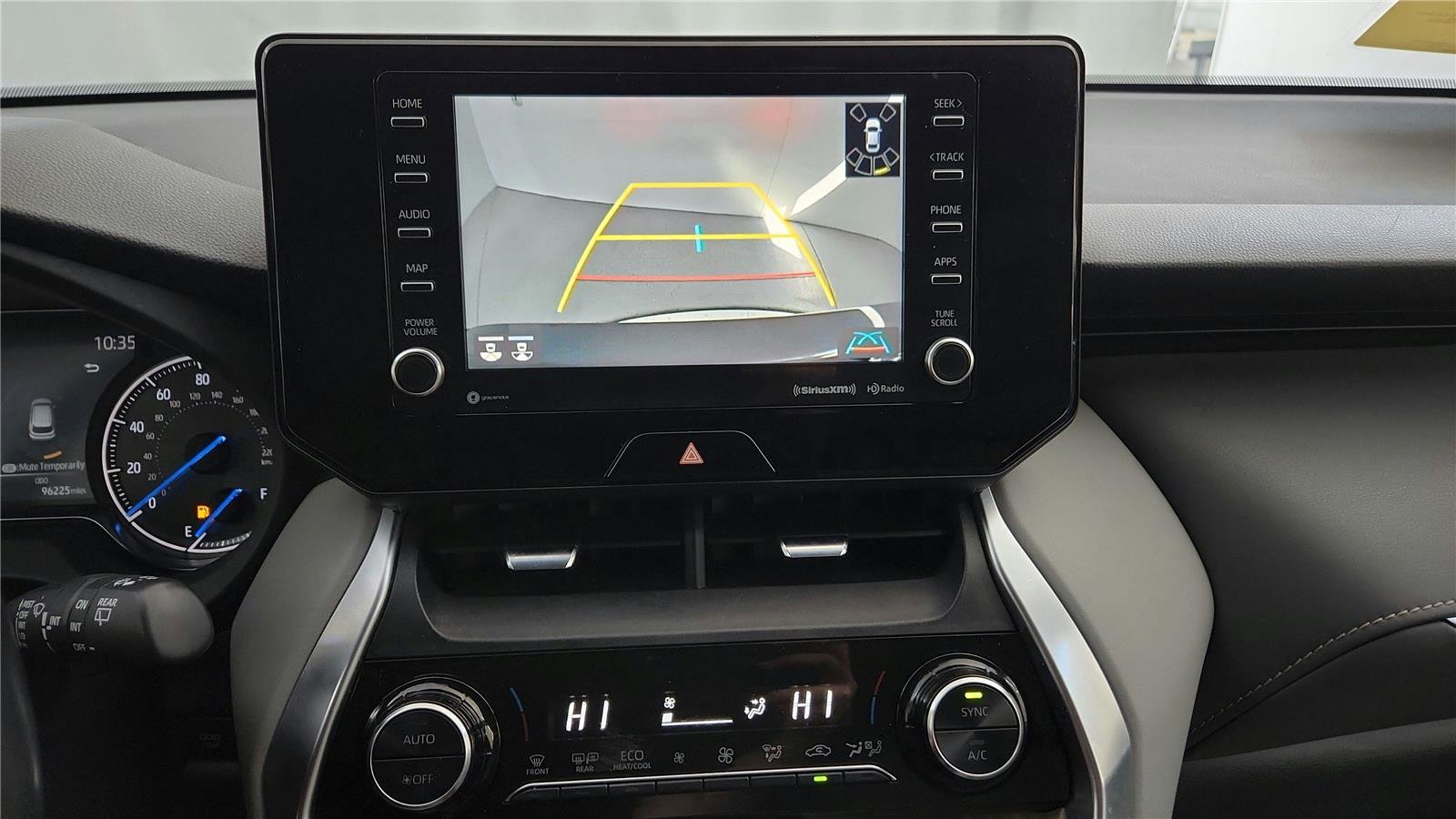 Certified 2022 Toyota Venza XLE image 31