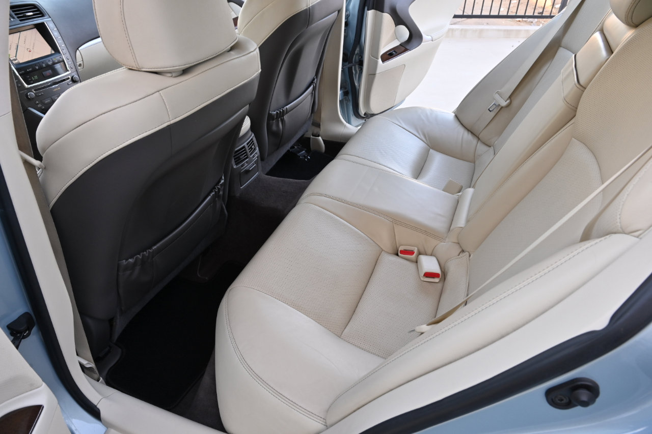 Used 2011 Lexus IS 250 w/ Premium Pkg Value Edition RWD image 13