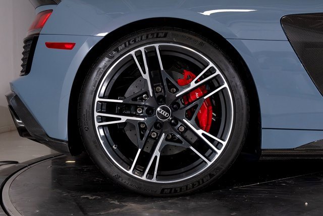 Used 2022 Audi R8 V10 performance image 12