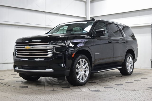 Used 2023 Chevrolet Tahoe High Country image 3