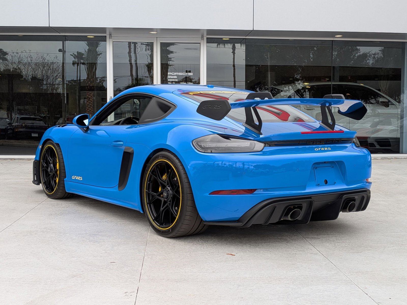 Certified 2025 Porsche 718 Cayman GT4 RS image 3