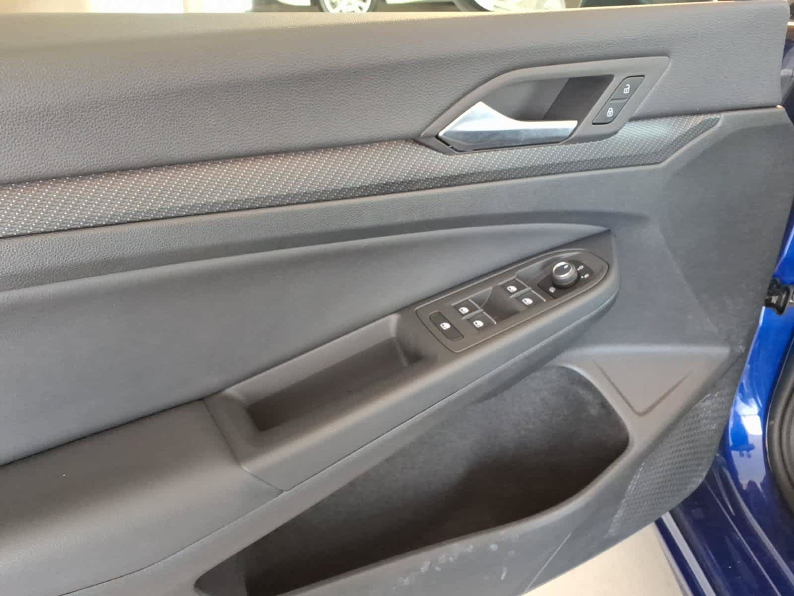 Used 2023 Volkswagen Golf R AWD/4WD image 15