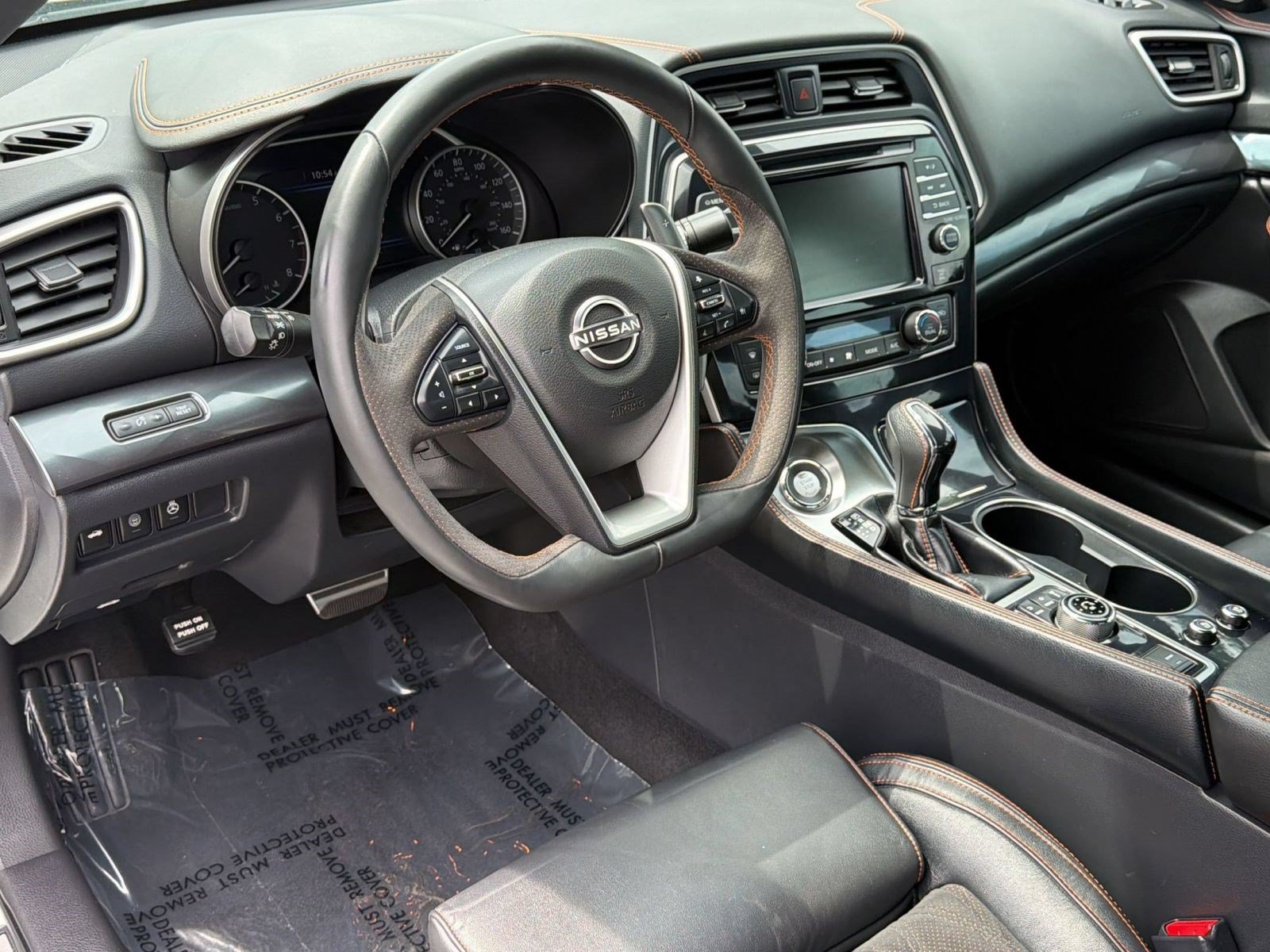 Used 2023 Nissan Maxima SR w/ Sport Mat Group FWD image 4