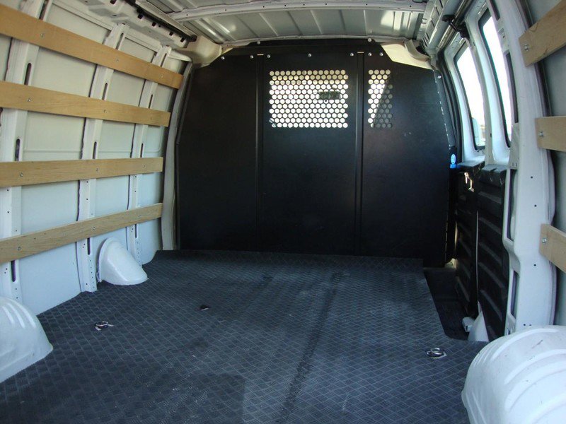 Used 2024 Chevrolet Express 2500 w/ Driver Convenience Package image 5