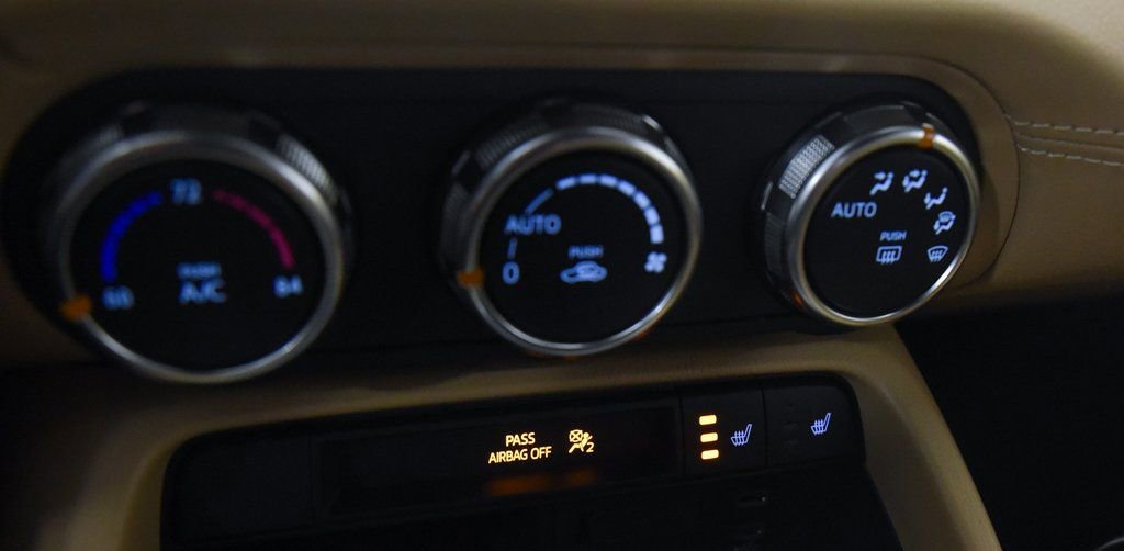 Used 2024 MAZDA MX-5 Miata Grand Touring image 26