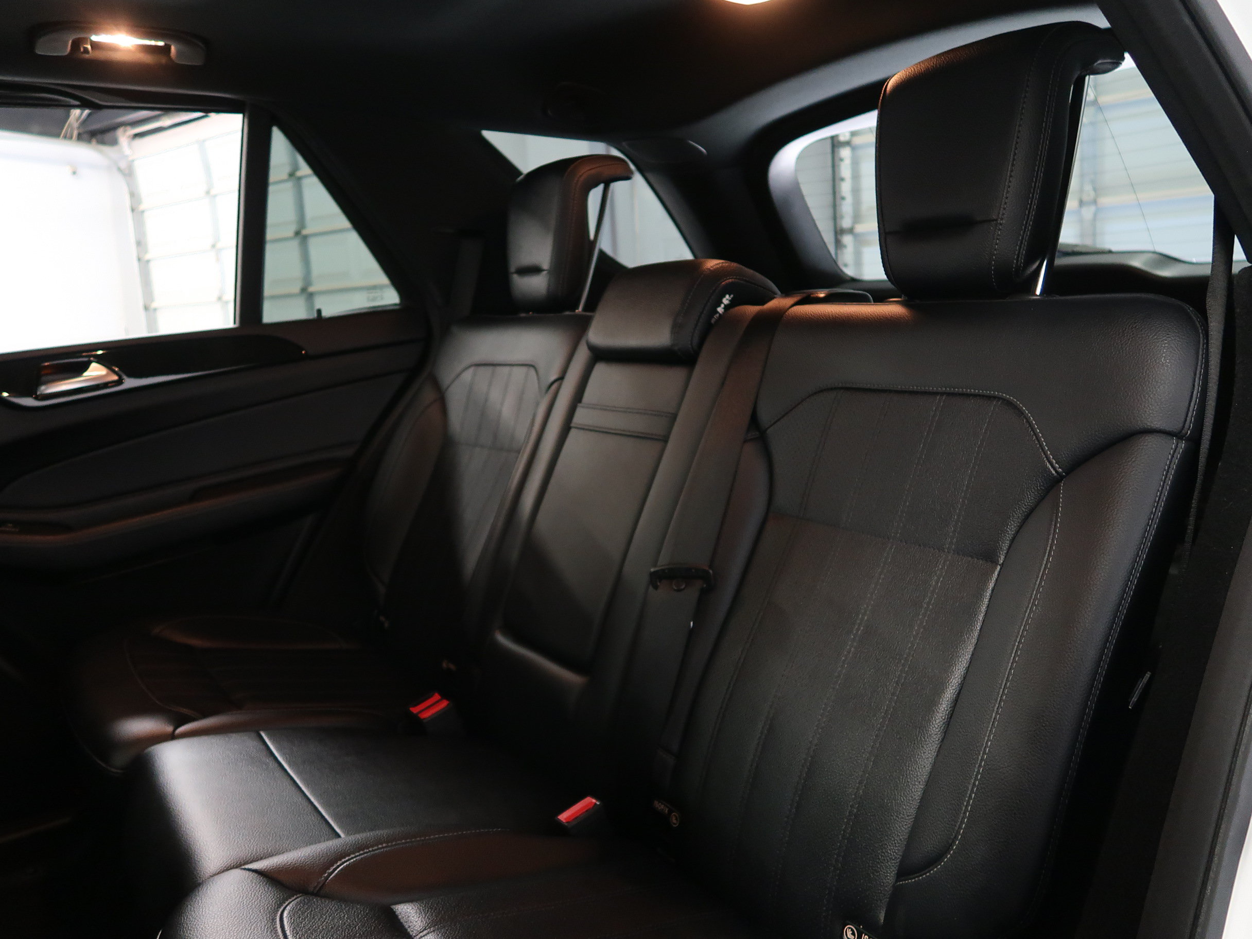 Used 2018 Mercedes-Benz GLE 350 image 34