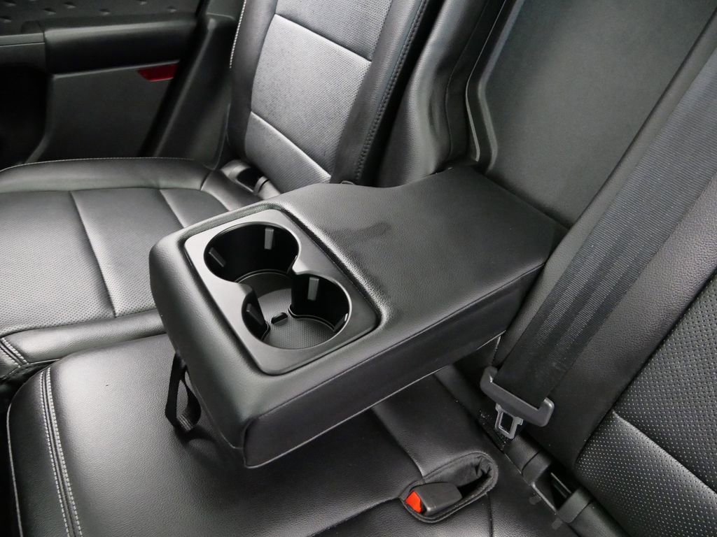 Used 2020 Ford Escape Titanium image 13