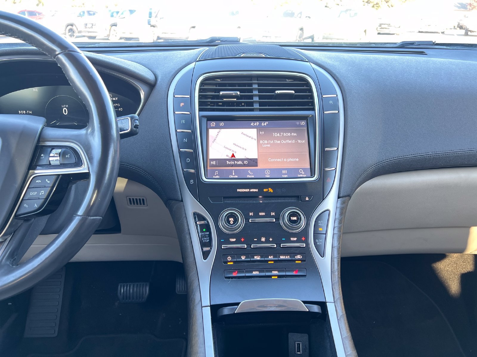 Used 2019 Lincoln Nautilus Select AWD/4WD image 18